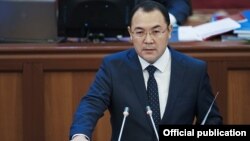 Нурханбек Момуналиев