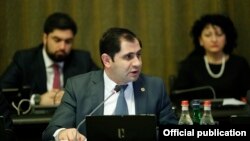 Министр обороны Сурен Папикян