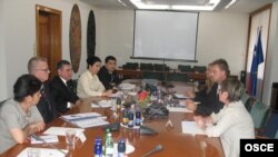 Türkmen deputatlary Sloweniýanyň Milli Assambleýasynda, 7-nji iýul, 2009 ý.