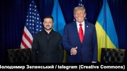 АҚШ президенті Дональд Трамп пен Украина президенті Владимир Зеленский. Нью-Йорк, 23 қыркүйек 2025 жыл.