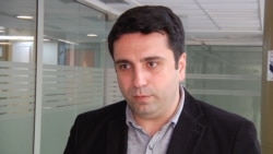 «Ելքը» Փոստանջյանին հորդորում է «դադարեցնել վհուկների որսը»