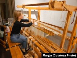 Марыя за кроснамі