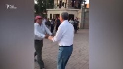 Киргизький спецназ штурмує будинок експрезидента країни Атамбаєва – відео