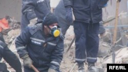 Рятувальні роботи на місці вибуху