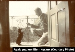 Казимир (о. Климентій) граф Шептицький ще до вступу у монастир, у Ґрісі (Тіроль, Австрія), 1898 рік