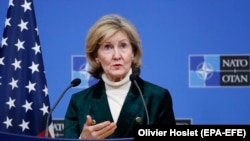 کی بیلی هاچیسون نماینده امریکا در ناتو