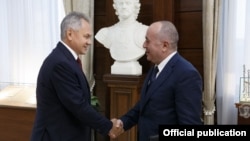 Russia - Russian Defense Minister Sergei Shoigu (L) meets with his Armenian counterpart Arshak Karapetian, Moscow, August 11, 2021.