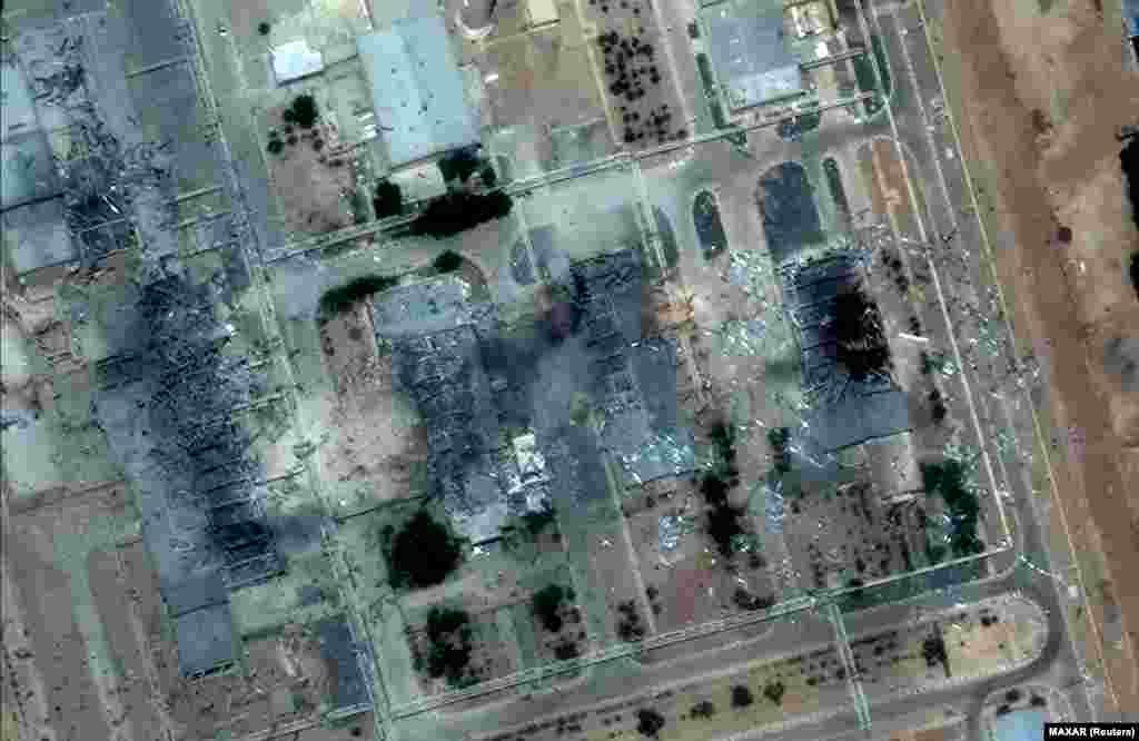 Emeli hemra suraty 19-njy iýunda Ysraýylyň eden hüjümleri sebäpli Isfahan ýadro tehnologiýasy merkezindäki binalara ýeten käbir zeper alamatlaryny görkezýär. ABŞ-nyň amala aşyran zarbalaryndan soň 22-nji iýunda düşürilen surat desganyň giňden weýran bolandygyny görkezýär.