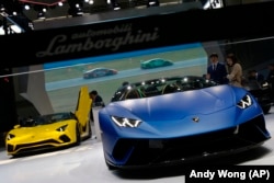 Автосалон «Ламборгини» в Пекине.