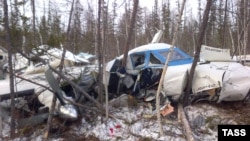 Архивдеги сүрөт. L-410 үлгүсүндөгү учак кабылган кырсык. 2017-жыл, 15-ноябрь, Орусия.