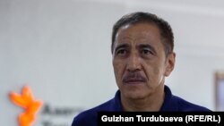 Артур Медетбеков.