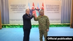 Թուրքիայի և Ադրբեջանի պաշտպանության նախարարներ Հուլուսի Աքար և Զաքիր Հասանով, արխիվ