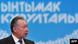 К.Бакиев кеңешме демократиясы  өнүгүп жатканын белгиледи