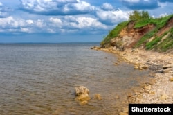 Каховське водосховище поблизу села Скельки у Василівському районі Запорізької області