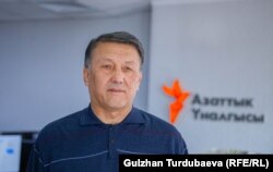 Туратбек Мадылбеков.