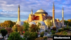 З 15 травня Туреччина скасувала вимогу про тестування на коронавірус, але вирішила її повернути