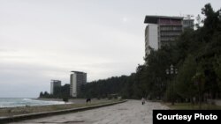 Введение внешнего управления пицундскими пансионатами - решение нестандартное для Абхазии