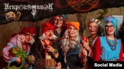 Реклама стенда по современному прочтению русских сказок на фестивале "Некрокомиккон"