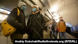 У світі зареєстрували понад 79 тисяч випадків коронавірусу COVID-19. Понад 25 тисяч людей уже одужали