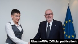 Народний депутат України Надія Савченко та голова Парламентської асамблеї Ради Європи Педро Аґрамунт. Страсбург, 20 червня 2016 року