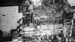 Чернобыль атомдук станциясындагы жарылган реактор. 26-апрель, 1986-жыл