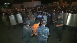 Yerevanda polislə etirazçılar arasında toqquşma