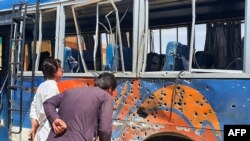 آسیب رسیدن به بس در انفجاری در پاکستان (تصویر از آرشیف)