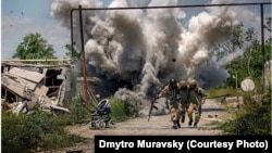 Фото «Перемир’я в Широкині» Дмитра Муравського викликало полеміку у професійному середовищі