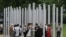 2005-жылдагы террордук чабуулда көз жумган 52 кишиге өткөн аптада Лондондогу Хайд паркта эскерүү мемориалы ачылды.