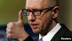 Арсеній Яценюк, прем’єр-міністр України