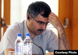 Марат Мамадшоев, рӯзноманигор ва коршиноси тоҷик.