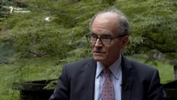 Деніел Фрід