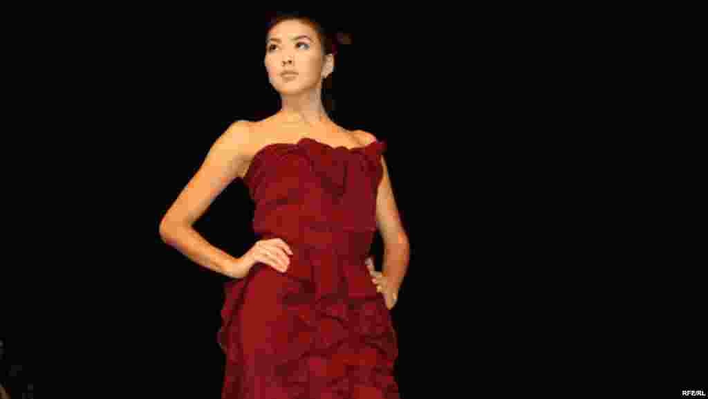 Осенняя Неделя моды-2012 #25