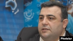 Հովհաննես Քոչարյան, արխիվ