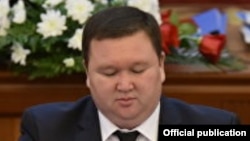 Мирлан Жээнчороев.