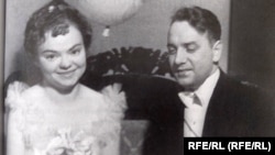 Галина Зенец и Владимир Петров на балу в Латвийском университете