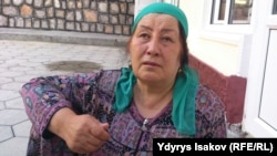 Калыс эже бир нече кыргыз студентти үйүндө катып, аман алып калган.