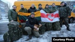 «Blue / Yellow» дапамагае і беларускім дабраахвотнікам. Люты 2017