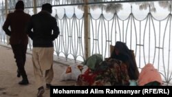 تصویر آرشیف : یکی از گدا ها