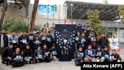 اعتراضات محصلین ایرانی در پیوند به هدف قرار گرفتن طیاره مسافربری اوکراین در این کشور.