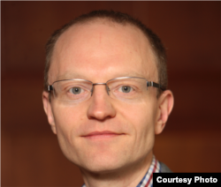 Стефан Майстер.