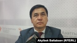 Каныбек Иманалиев.