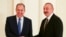 Министр иностранных дел России Сергей Лавров (слева) и президент Азербайджана Ильхам Алиев