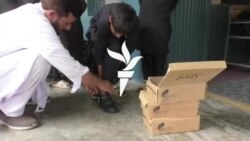 د سوات د یو سکول ماشومان د استاد مثبتې رویې او مینې په سبق مین کړي دي