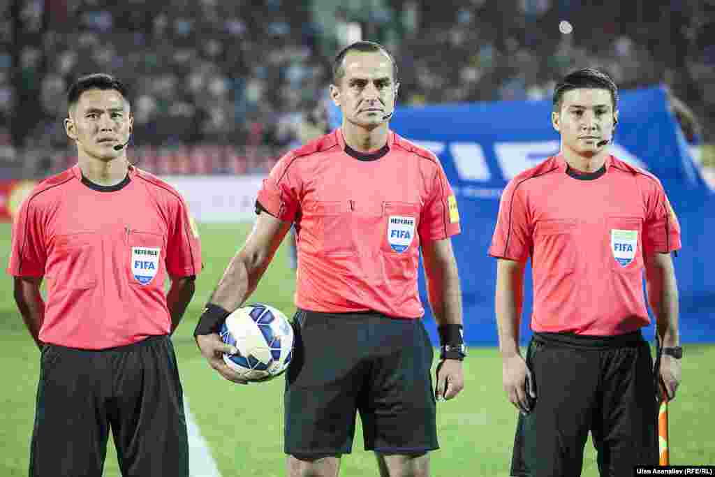 Бул жолдоштук беттеш Эгемендиктин 25 жылдыгына карата уюштурулган.