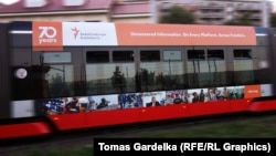 Praga. Azatlyk radiosynyň 70 ýyllygyny 'belleýän' tramwaý