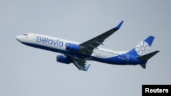 «Բելավիա» ավիաընկերության օդանավը թռիչքի ժամանակ, արխիվ