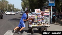 Жұмыс істеп жүрген Қазақстан жастары. (Көрнекі сурет)  