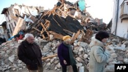 Италиядагы зилзала 300дөй адамдын өмүрүн алды