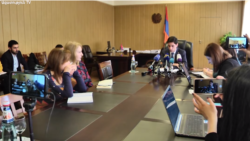 Հեղափոխությանը դիմադրող օջախներ Արարատի մարզում էլ կան, ասում է մարզպետը